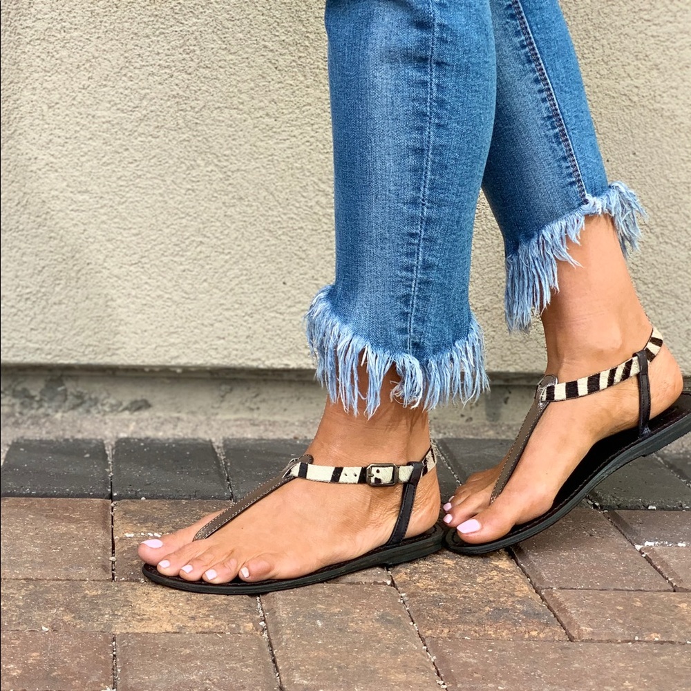 Last One!Leather Pony Hair Strap Distressed Sandal - Picture 7 of 8